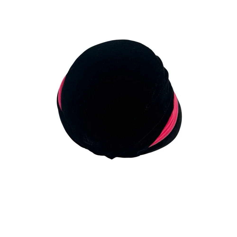 Womens Soft Black & Bright Pink Velvet 1960s Vintage Hat Pre-owned